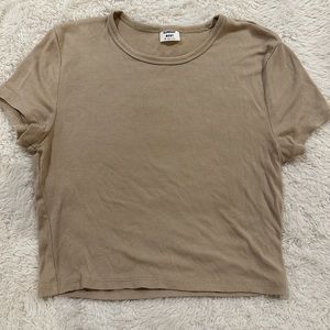 Aritzia T-Shirt